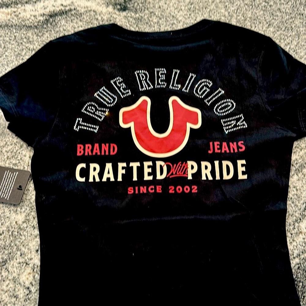 Women’s XXS True Religion vneck tshirt